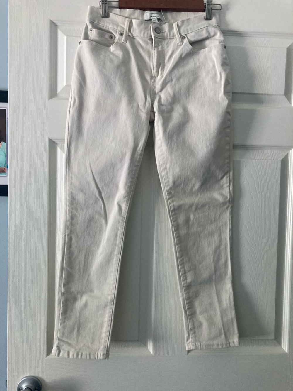 White Women's Slim Jeans - Classic Straight Fit